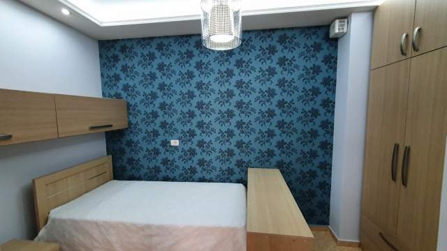 Tirane, jepet me qera apartament 2+1+BLK Kati 3, 100 m² 450 Euro (don bosko)