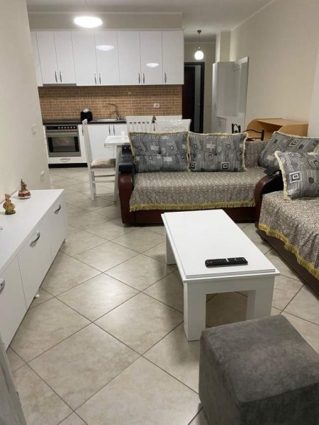 Tirane, jepet me qera apartament 2+1+BLK Kati 2, 100 m² 400 Euro (5 maj)