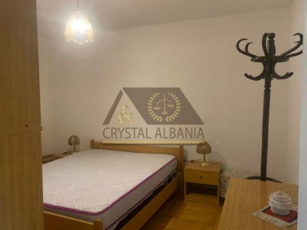 Tirane, jap me qera apartament 1+1 Kati 2, 50 m² 35.000 Leke (Rruga e Dibres)