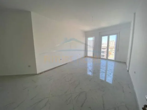 Durres, shitet apartament 2+1+BLK Kati 4, 122 m² 147.000 Euro (Pranvera)