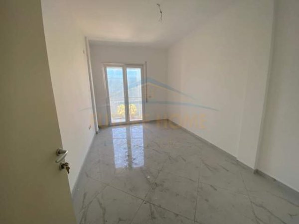 Durres, shitet apartament 2+1+BLK Kati 4, 122 m² 147.000 Euro (Pranvera)