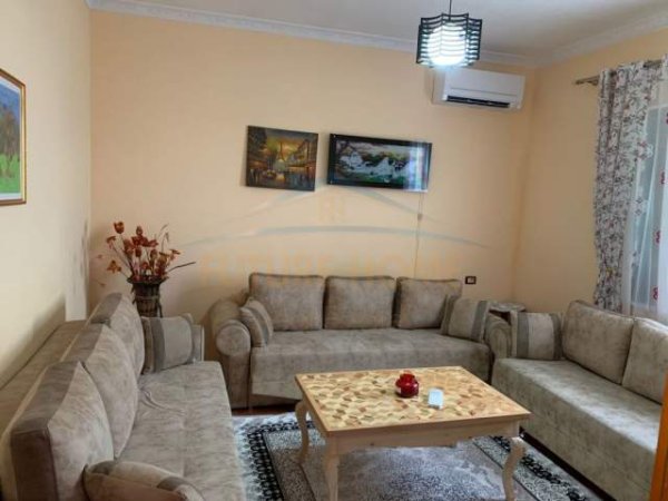 Durres, shitet shtepi 2 Katshe 248 m² 135.000 Euro (Shkozet)