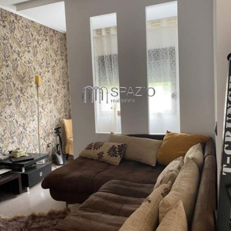 Tirane, jepet me qera apartament 1+1 Kati 4, 50 m² 350 Euro (Rruga Myslym Shyri)
