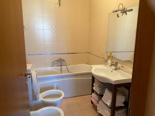 Tirane, Jepet me Qera Apt. 2+2+A+BLK Kati 6, 95 m² 500 Euro (Shkolla e Baletit)