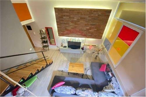 Tirane, jap me qera apartament 1+1 Kati 2, 76 m² 450 Euro (MYSLYM SHYR)