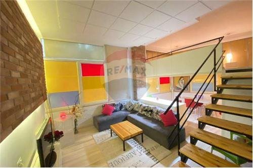 Tirane, jap me qera apartament 1+1 Kati 2, 76 m² 450 Euro (MYSLYM SHYR)