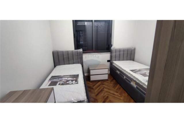 Tirane, jepet me qera apartament 2+1+BLK Kati 2, 119 m² 600 Euro (MYSLYM SHYR)