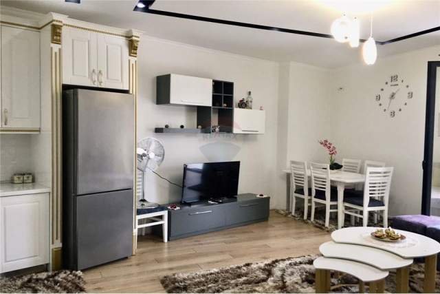 Tirane, jap me qera apartament 2+1 110 m² 500 Euro (RRUGA KAVAJES)