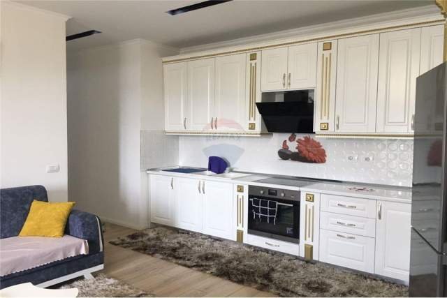 Tirane, jap me qera apartament 2+1 110 m² 500 Euro (RRUGA KAVAJES)