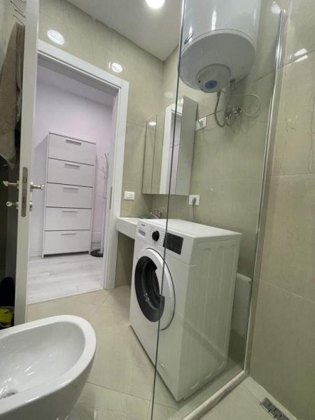 Tirane, jepet me qera apartament 1+1+BLK Kati 6, 50 m² 550  (Rruga e Kosovareve)