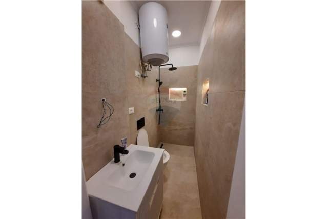 Tirane, jepet me qera apartament 1+1 Kati 1, 55 m² 500 Euro (SULEJMAN DELVINA)