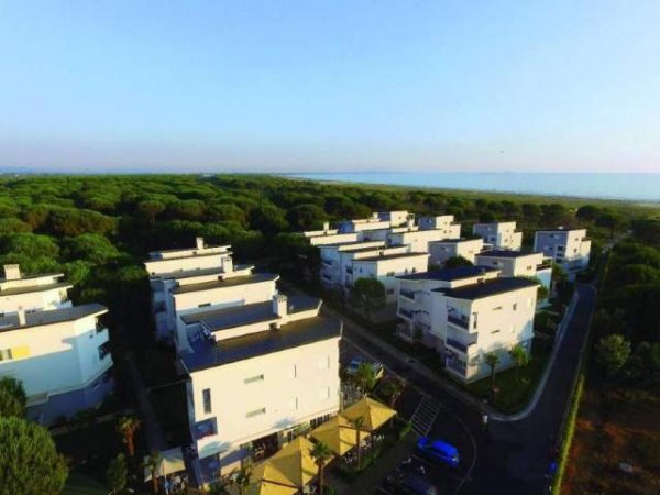 Gjiri Lalezit, shes Vile ne plazh 300 m² 1 Euro (PLAZHI SAN PIETRO -DURRES)
