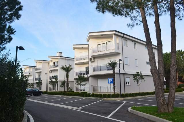 Gjiri Lalezit, shes Vile ne plazh 300 m² 1 Euro (PLAZHI SAN PIETRO -DURRES)