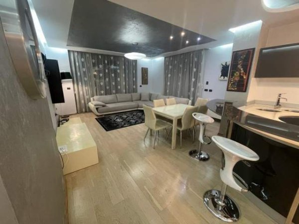 Tirane, shitet apartament 3+1+BLK Kati 2, 290 m² 463.000 Euro (Ish Ekspozita shqipria Sot)