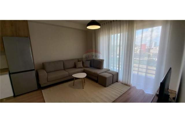 Tirane, jepet me qera apartament 2+1 Kati 8, 70 m² 550 Euro (rruga gramoz pashko)
