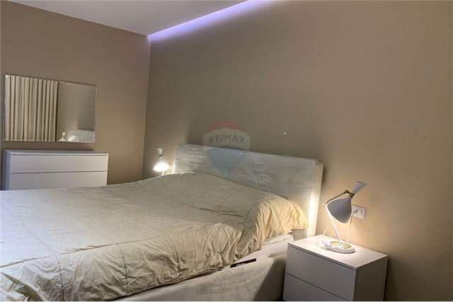 Tirane, jepet me qera apartament 3+1 Kati 6, 165 m² 1.200 Euro (KOMPLEKSI NOVA kodra diellit)