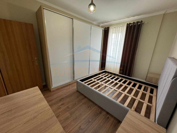 Tirane, shitet apartament 2+1+Ballkon Kati 7, 101 m² 136.000 € (rruga Mikel Maruli)