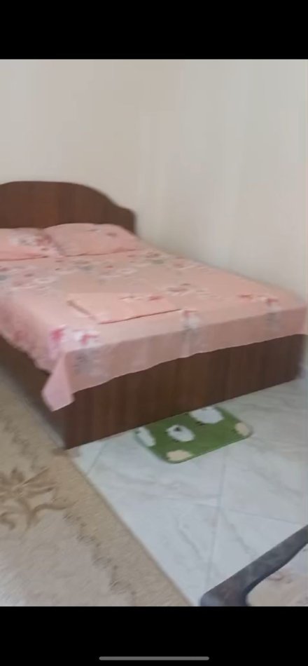 Tirane, jepet me qera apartament 1+1 Kati 1, 50 m² 300 € (Laprake)