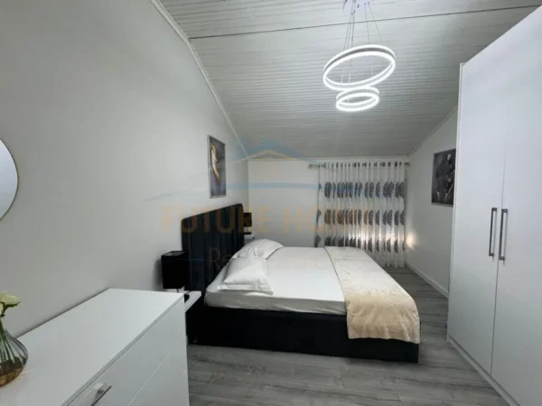 Tirane, jepet me qera apartament 1+1 Kati 4, 70 m² 500 € (Shkolla e Baletit)