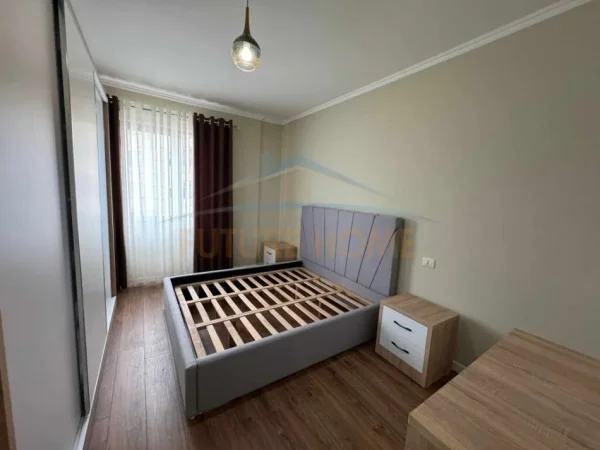Tirane, shitet apartament 2+1 Kati 7, 101 m² 136.000 € (Unaza e Re)