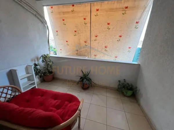 Tirane, shitet apartament 2+1+Ballkon Kati 4, 122 m² 170.000 € (Unaza e Re)