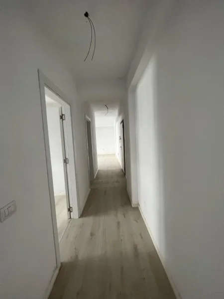 Tirane, jepet me qera apartament 2+1 Kati 1, 76 m² 550 € (Kodra e Dilellit)