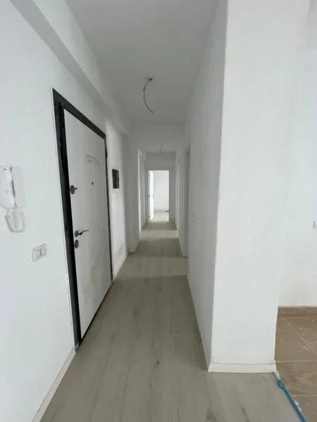 Tirane, jepet me qera apartament 2+1 Kati 1, 76 m² 550 € (Kodra e Dilellit)