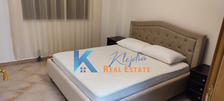 Tirane, jap me qera apartament 1+1+Ballkon Kati 7, 68 m² 470 € (afer Xhamise se Tabakeve)