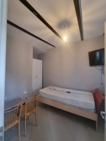 Tirane, jepet me qera apartament 1+1 Kati 0, 68 m² 350 € (Materniteti ri)