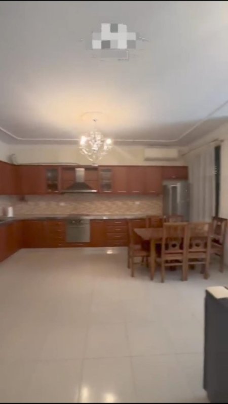 Tirane, jepet me qera apartament 2+1 , 130 m² 500 € (KODRA E DIELLIT)