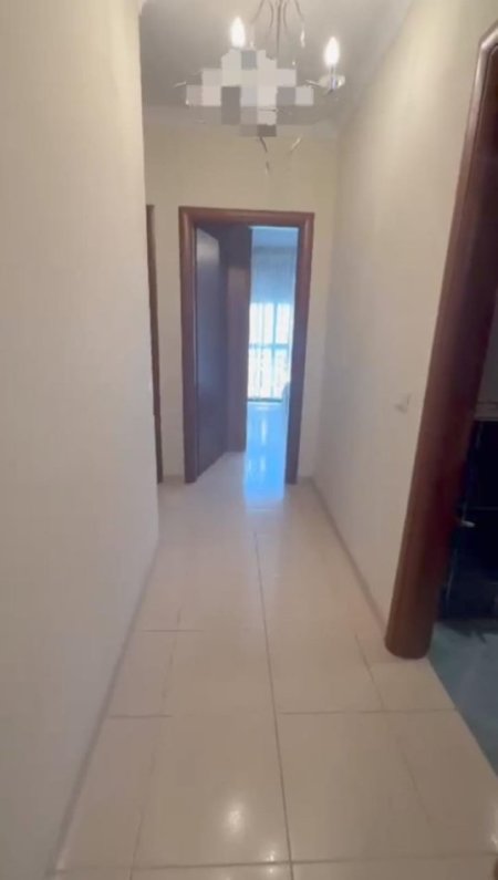Tirane, jepet me qera apartament 2+1 , 130 m² 500 € (KODRA E DIELLIT)