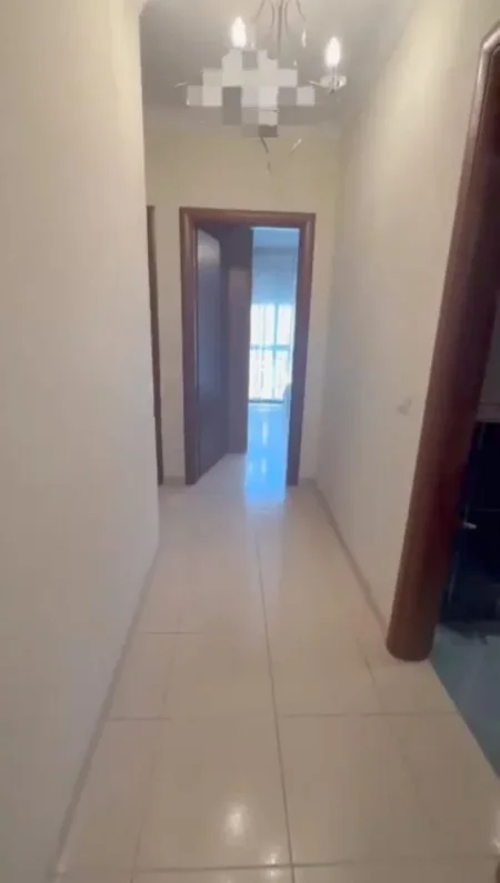 Tirane, jepet me qera apartament 2+1 , 130 m² 500 € (KODRA E DIELLIT)