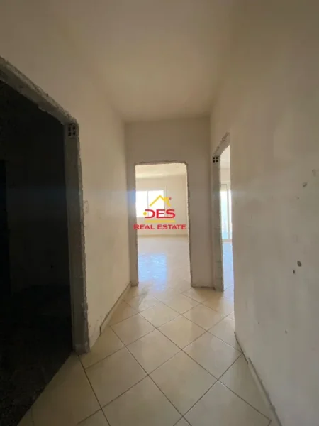 Vlore, shitet apartament 2+1 Kati 5, 129 m² 193.500 € (Rruga Ismail Qemali)