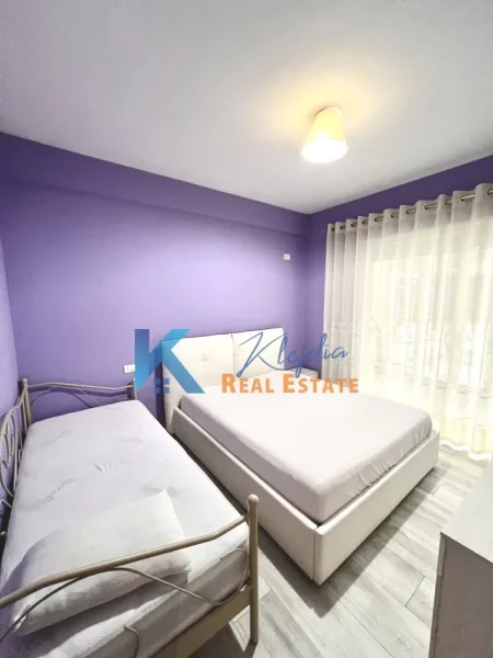 Tirane, jepet me qera apartament 1+1 Kati 2, 60 m² 450 € 