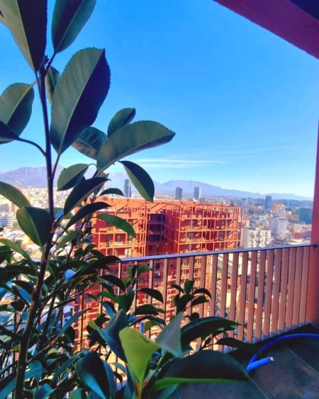 Tirane, jepet me qera apartament 2+1 , 125 m² 900 € (Rruga e Kavajes)