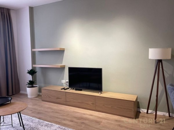 Tirane, jepet me qera apartament 2+1 Kati 3, 96 m² 900 € (21 dhjetori)