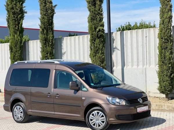VW CADDY MAX 1.6 NAFTE 👉 2013 👈KAMBIO MANUALE 9.600 €