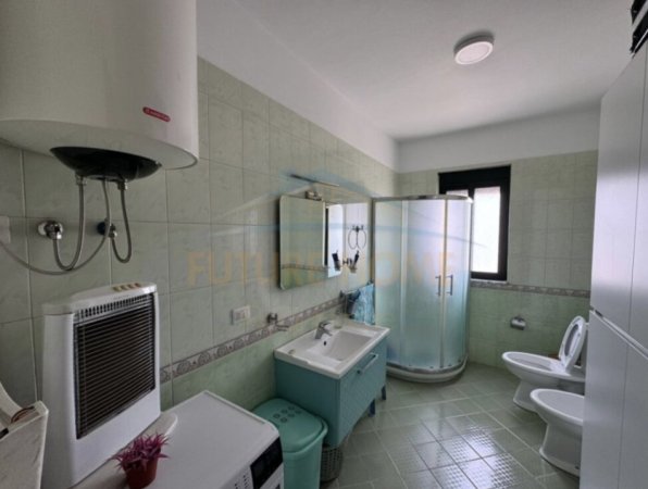 Tirane, shitet apartament 1+1 Kati 11, 82 m² 135.000 € (Rruga e Kavajës, përball Delijorgjit)