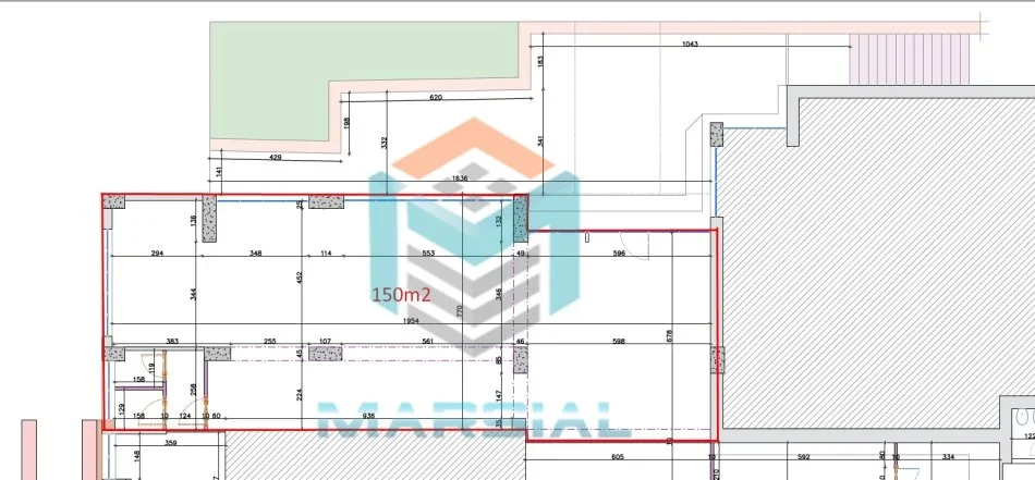 Tirane, jepet me qera ambjent biznesi Kati 0, 150 m² 1.800 € (Sheshi Avni Rustemi, Pazari i Ri)