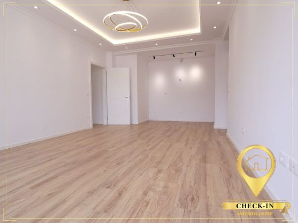 Tirane, shitet apartament 2+1+Ballkon Kati 7, 94 m² 210.000 € (Zogu i Zi)