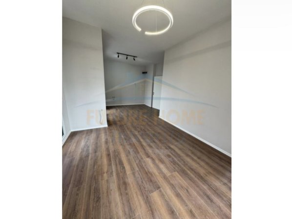 Tirane, shitet apartament 2+1 Kati 2, 105 m² 175.000 € (Rruga Sadik Petrela)