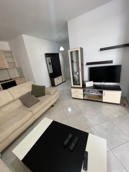 shitet apartament me pamje nga deti 2+1 Kati 4, 80 m²  (Hotel royal durres)