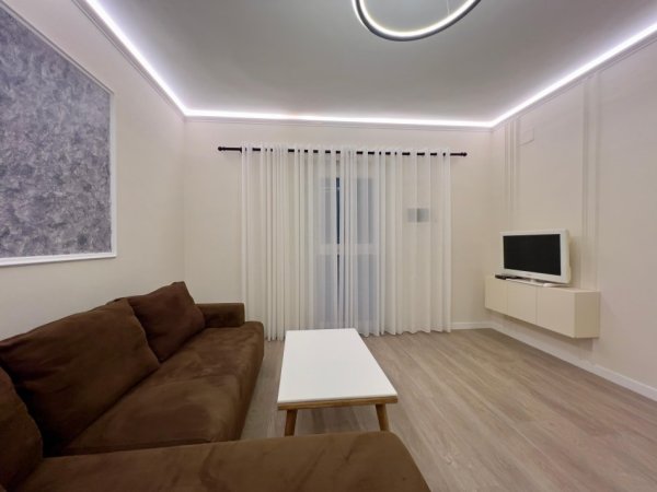Tirane, jepet me qera apartament 1+1+Ballkon , 72 m² 500 € (ulvi vehbiu)