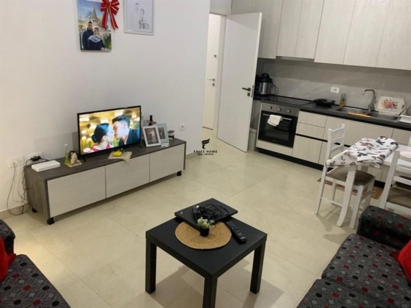 Tirane, shitet apartament 2+1 Kati 3, 75 m² 128.800 € (SELITE)