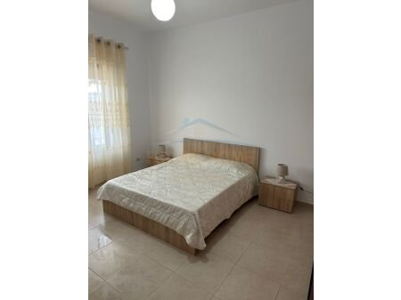 Tirane, jepet me qera apartament 1+1 Kati 3, 70 m² 350 € (Rruga e Dibres)