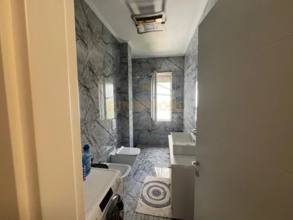 Tirane, shitet apartament 2+1+Aneks+Ballkon Kati 1, 123 m² 210.000 € (Kopshti Botanik)