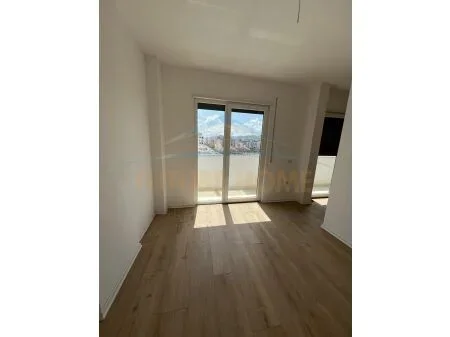 Tirane, shitet apartament 2+1 Kati 5, 80 m² 120.050 € (UNAZA E RE)