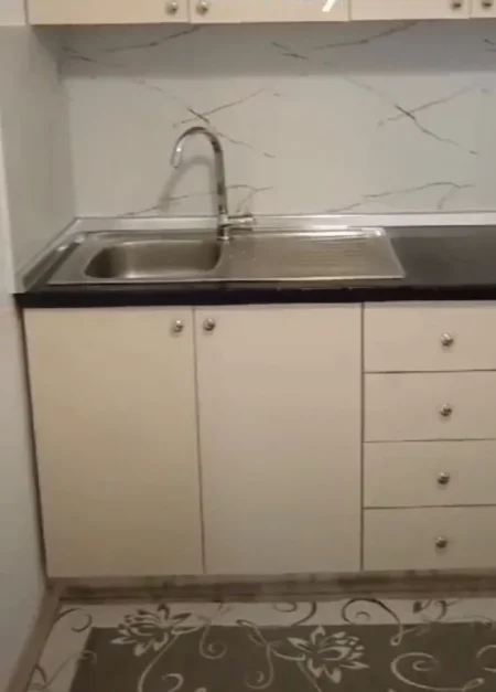 Tirane, jepet me qera apartament , 15 m² 200 € (5 Maj)