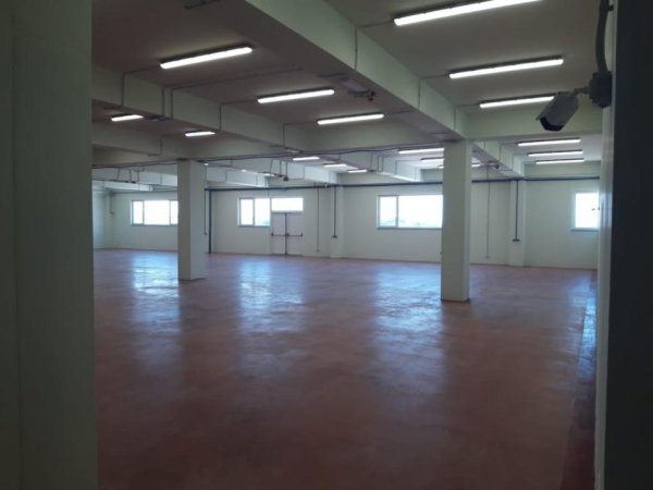 Durres, jepet me qera magazine Kati 0, 3.800 m² 10.000 € (Fllake, Durres)