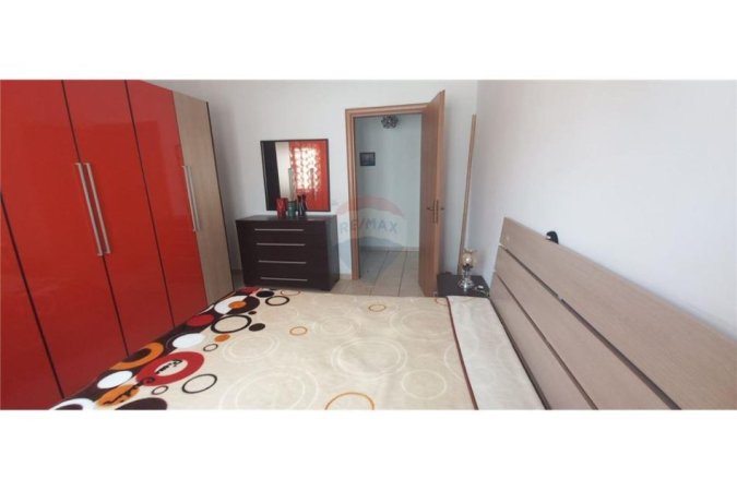 Tirane, jepet me qera apartament 2+1 Kati 3, 115 m² 520 € (Kodra e Diellit - Komuna e Parisit - Eleonora)